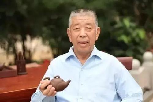 李兆基，孙仔越多，福气越盛——一位商界巨擘的家族观与人生智慧